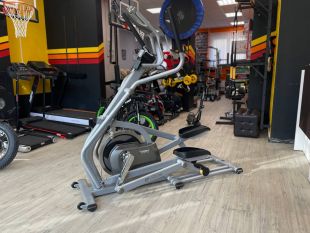 Эллиптический тренажер Spirit Fitness XG200 (Витринный экземпляр)