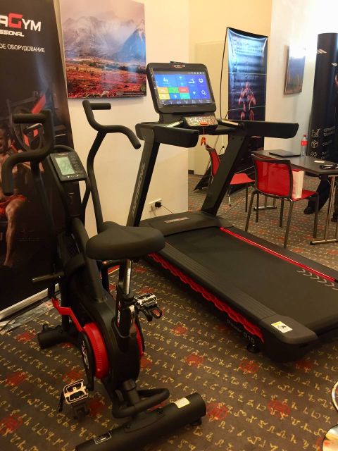 Беговая дорожка UltraGym-POWER 010
